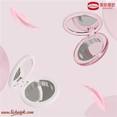 空のルースパウダーコンパクト